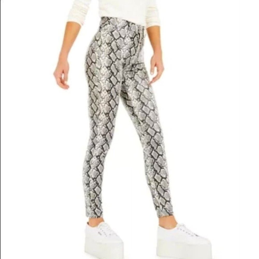 NWOT Kendall + Kylie Faux-Leather Skinny Pants